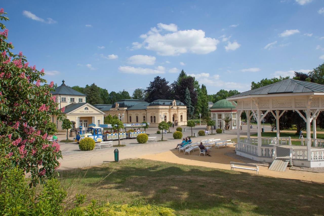 Pension Relax U Komina Františkovy Lázně 外观 照片